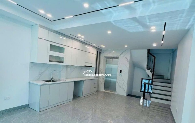 SIÊU PHẨM NGỌC THỤY PHÂN LÔ 50M, 6T - THANG MÁY - GARA ÔTÔ - GẦN TRƯỜNG QT, CÔNG VIÊN, CHỈ 12.8 TỶ